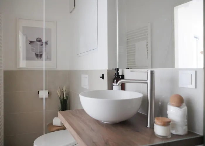 Apartamento Courtyard Suite, 10 Min To Center, Terrace Viena