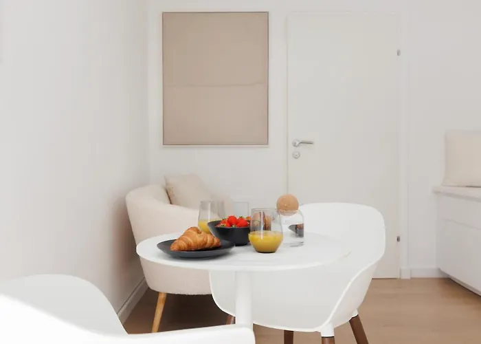 Courtyard Suite, 10 Min To Center, Terrace