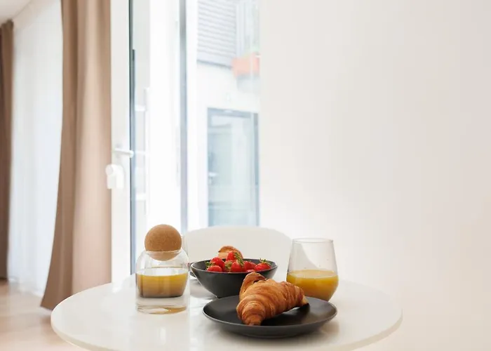 Courtyard Suite, 10 Min To Center, Terrace * Viena